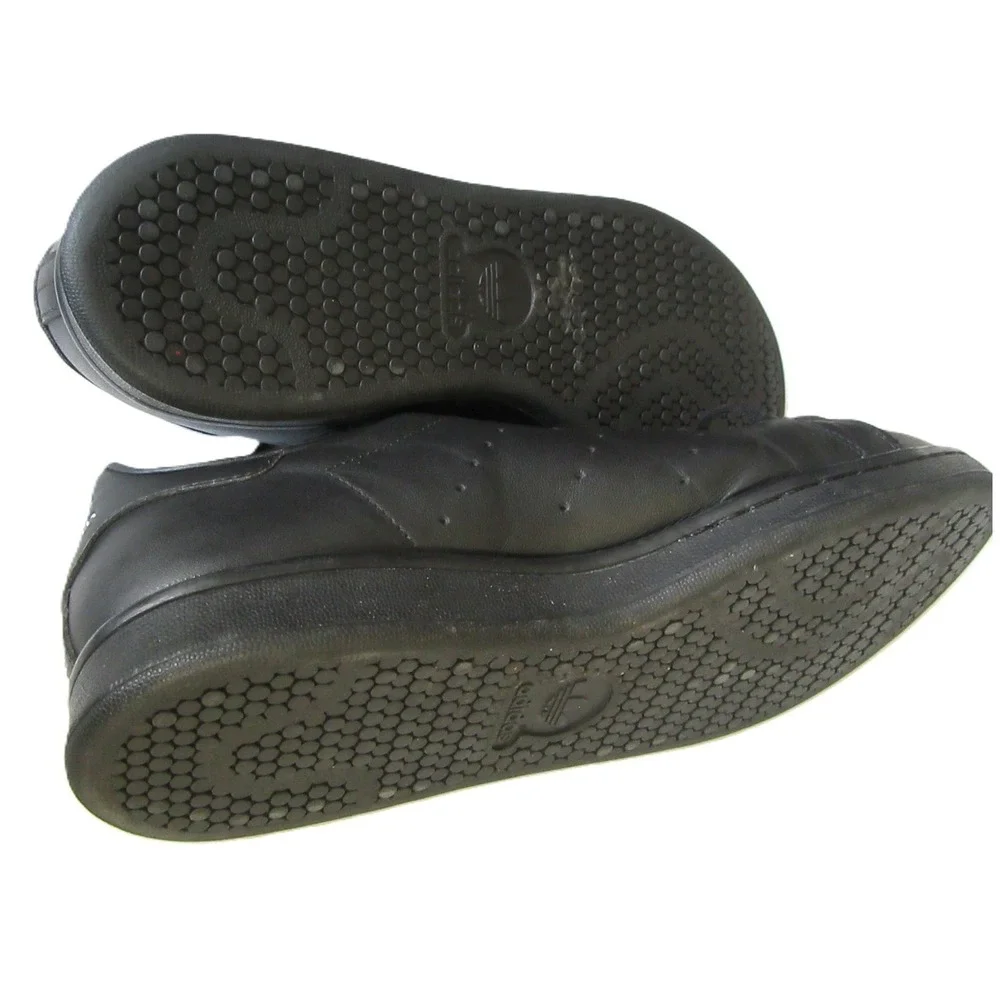 Adidas Stan‎ Smith Black Leather Minimalist Unisex Streetwear Sneaker Size 7